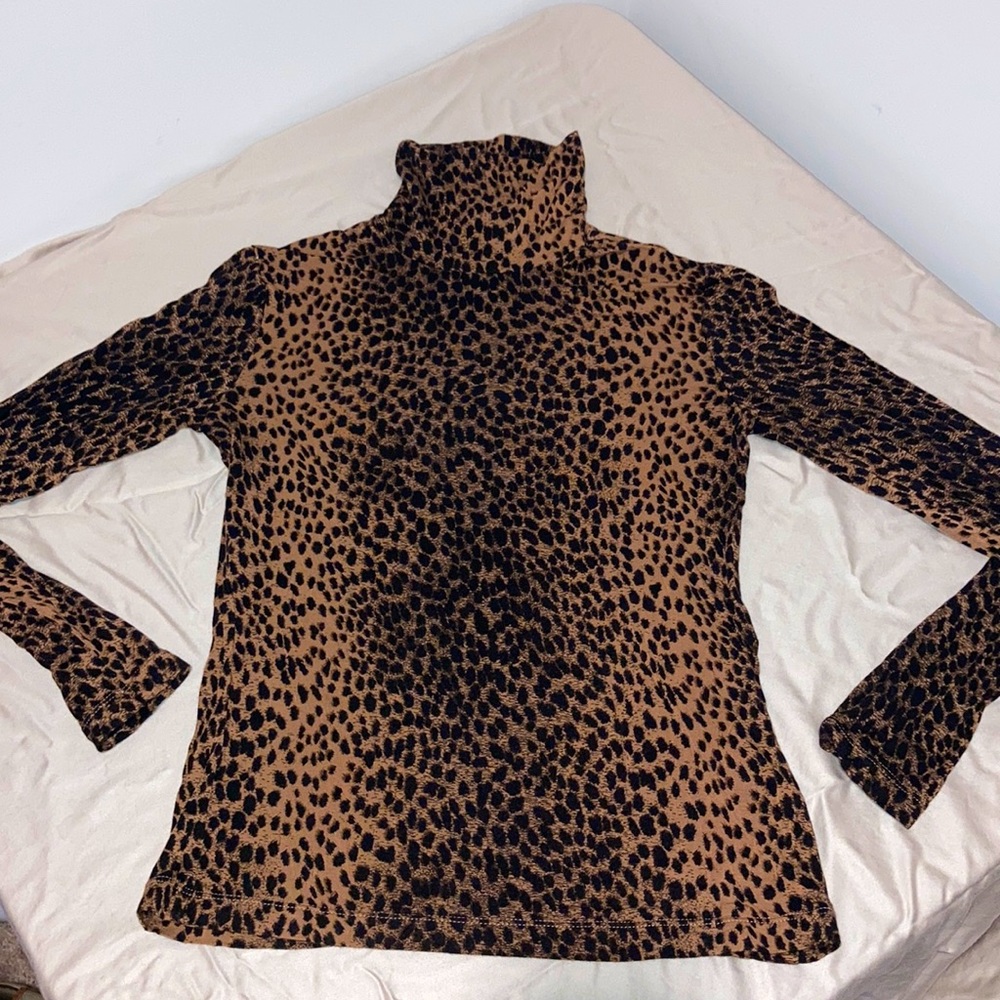 Cheetah Turtleneck